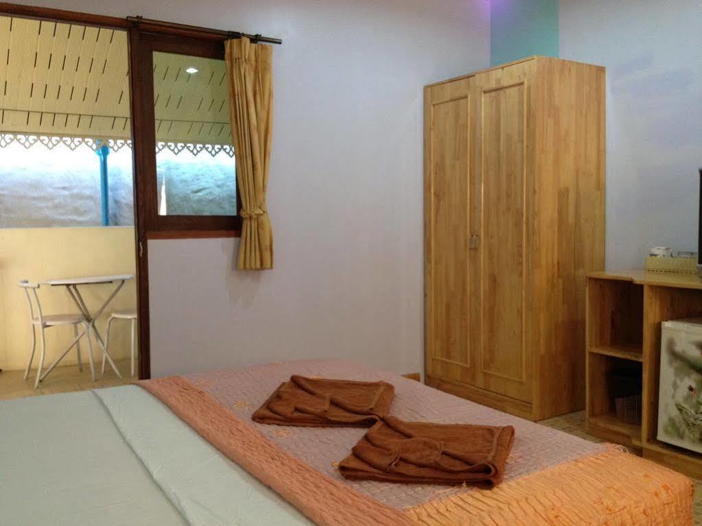 Khun Ying House Ko Tao
